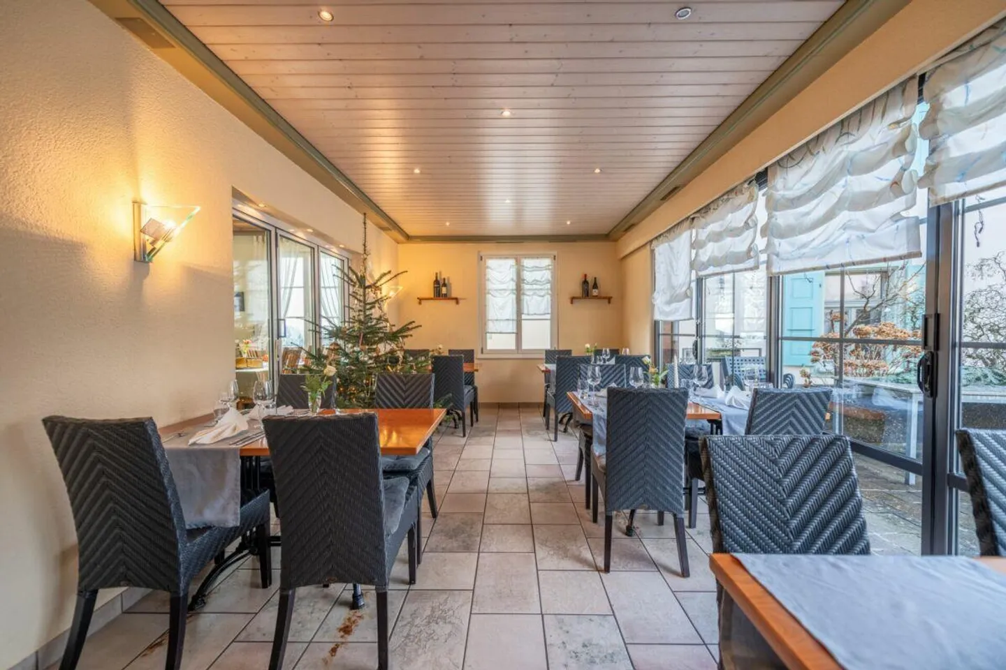 La tradizione incontra il futuro: il ristorante Rebstock aspetta la tua visione - Foto 9 di 30