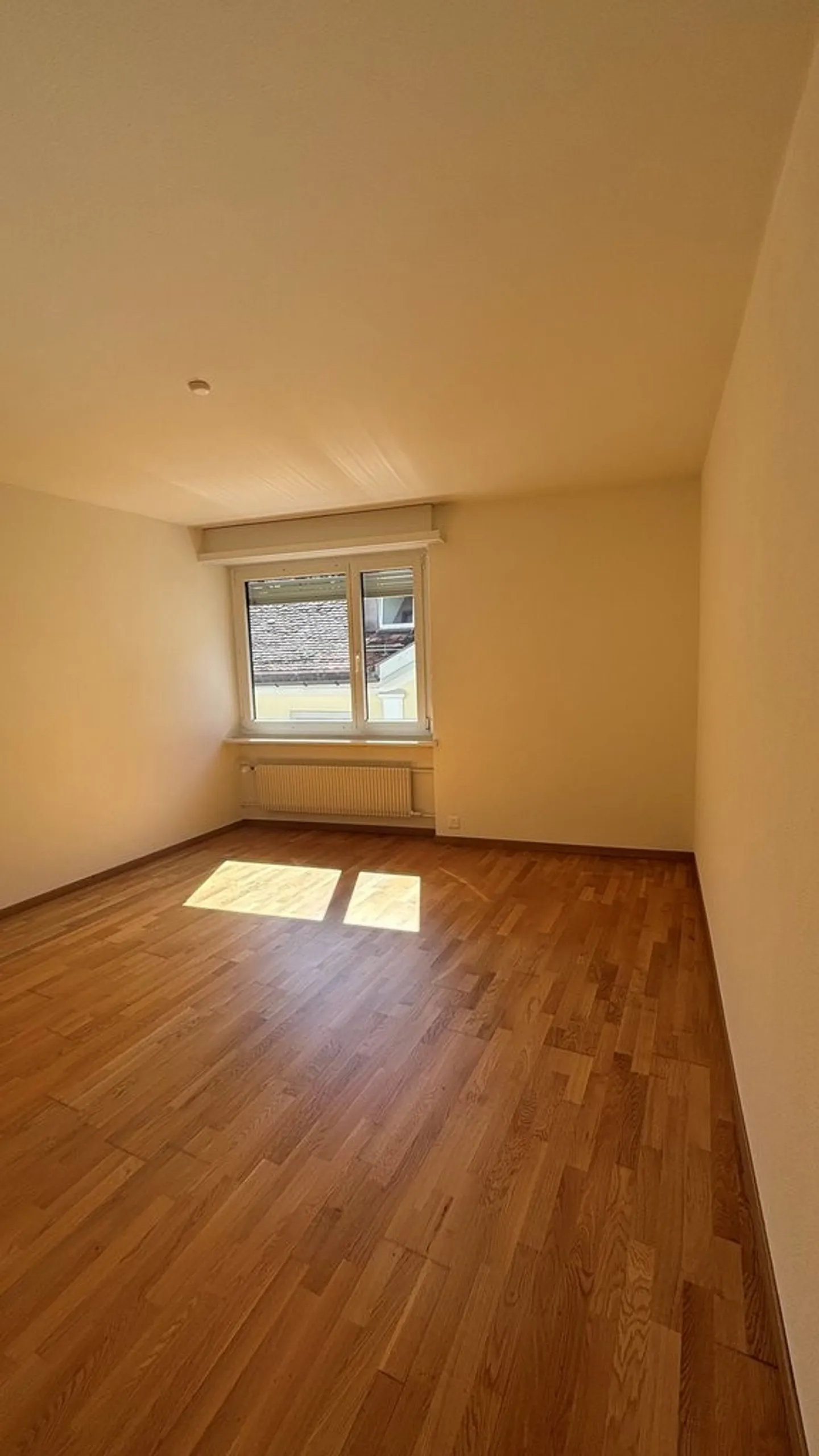 Appartamento 3.5 camere affascinante - Foto 6 di 9