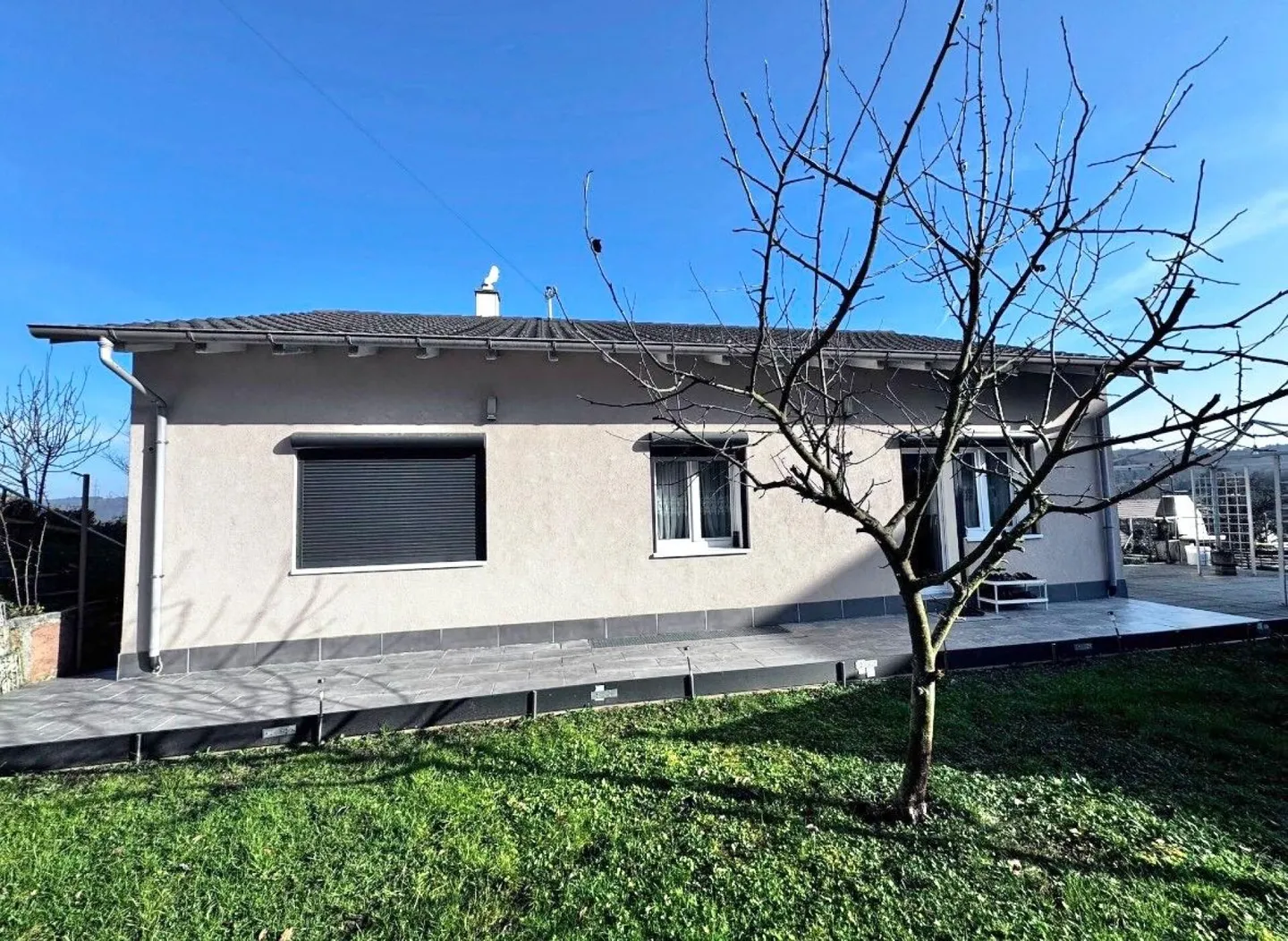 Maison individuelle de 4,5 pièces avec terrain de 580 m², garage et beaucoup de potentiel - Photo 20 sur 24