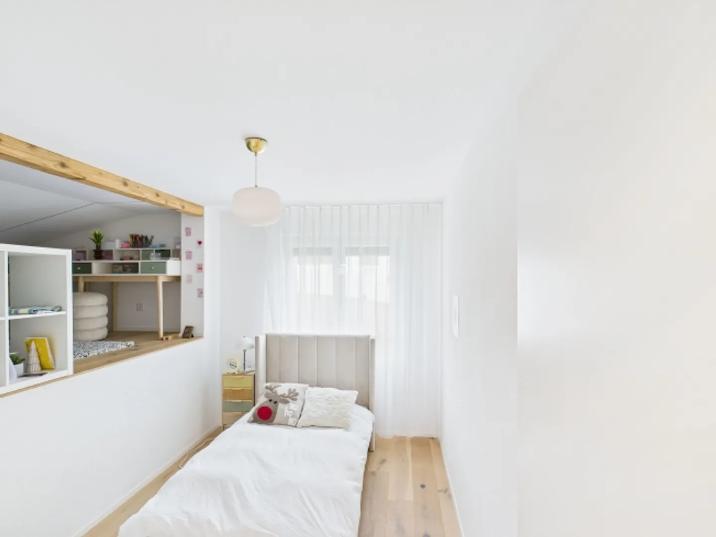 «Saniertes 5.5-Zimmer-Einfamilienhaus mit Weitsicht in Safenwil» - Foto 6 von 13