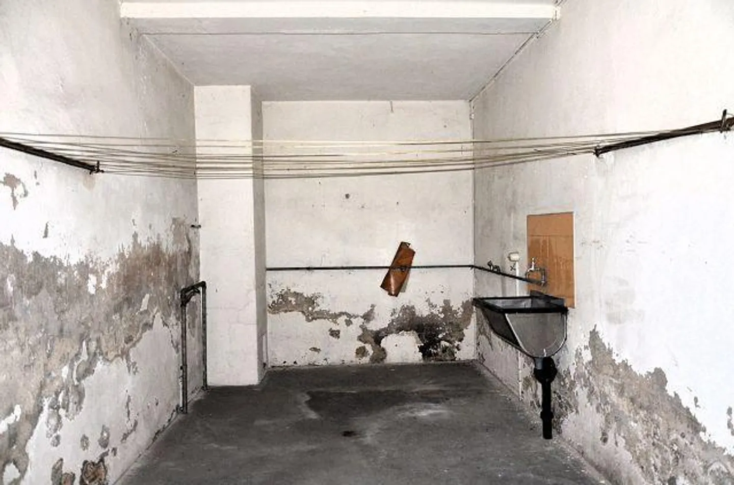«Grande casa ticinese da ristrutturare si 3 piani con annesso, centrale e soleggiata» - Foto 16 di 38