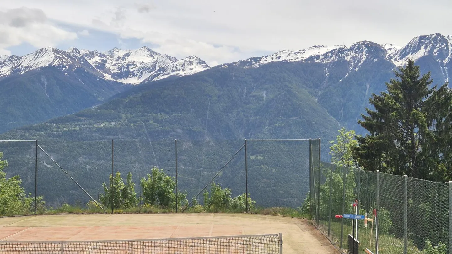 Terrain à bâtir avec vue imprenable - Photo 2 sur 2