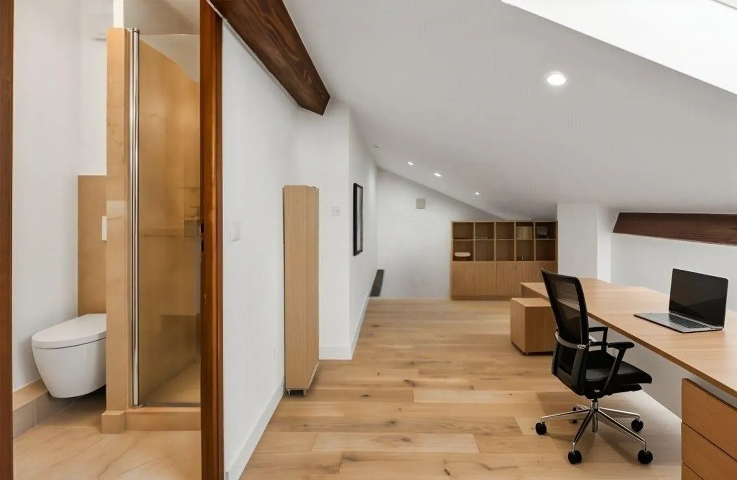 Exklusiv - Renovierte Charme-Villa in Collonge-Bellerive - Foto 4 von 13