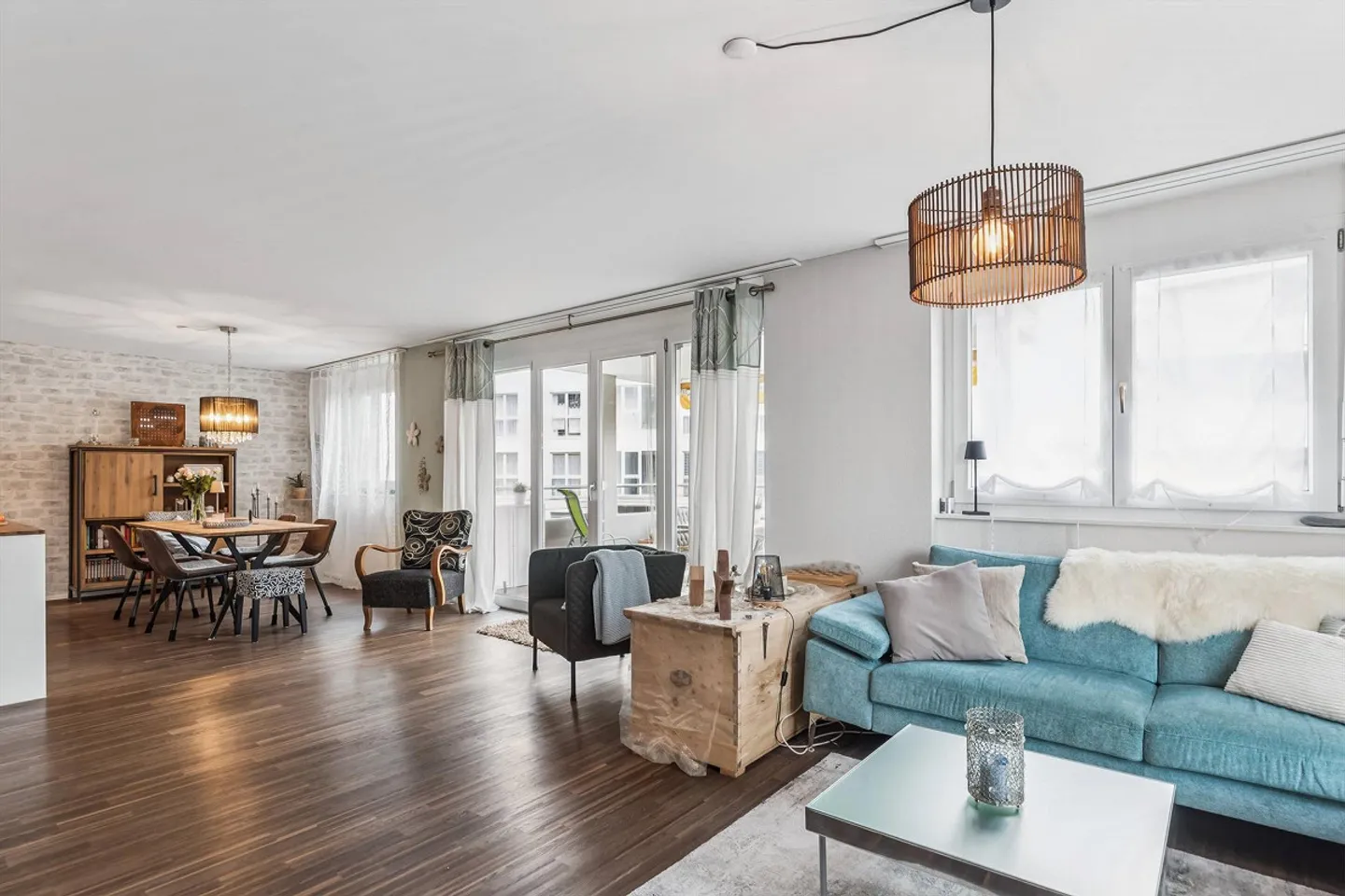 GRAND ET MODERNE APPARTEMENT DE 4.5 PIÈCES À AADORF - Photo 5 sur 5