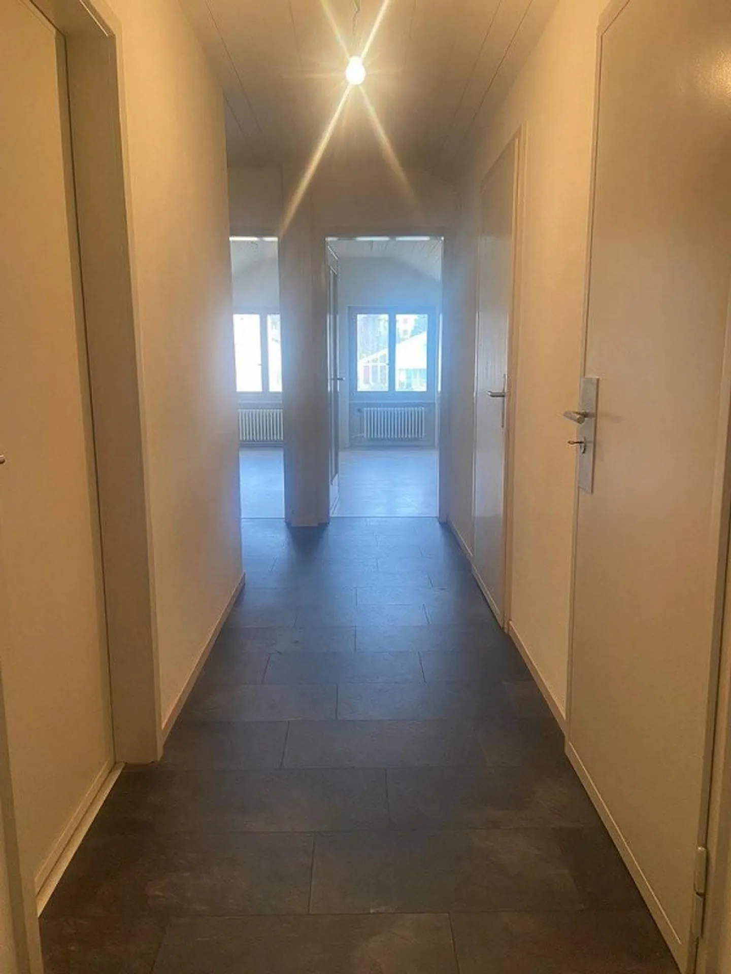 Appartement mansardé de 2 pièces - Photo 4 sur 7