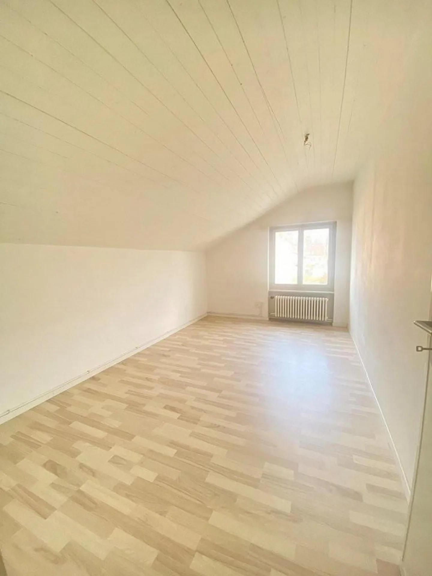 Appartement mansardé de 2 pièces - Photo 6 sur 7