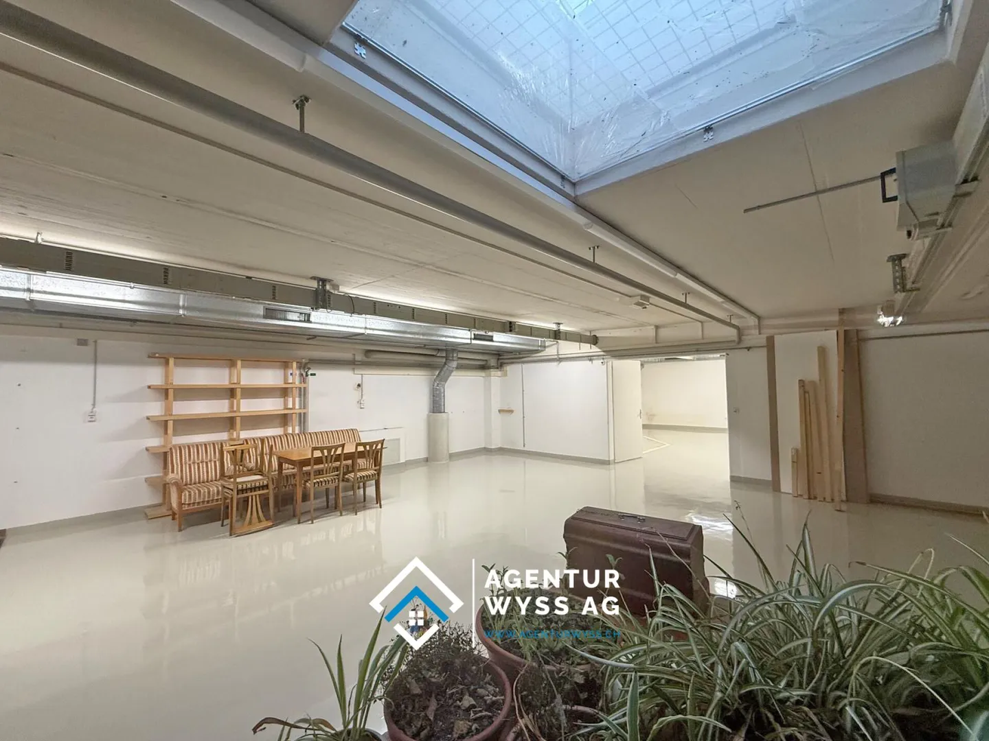 Spazio commerciale / di stoccaggio nel centro di Burgdorf - Foto 1 di 5
