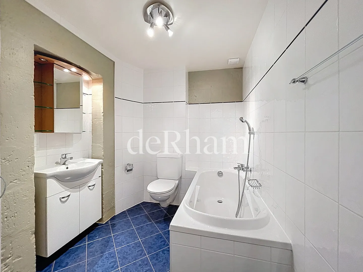 Wunderschöne 5-Zimmer-Wohnung mit privatem Garten - Foto 7 von 12