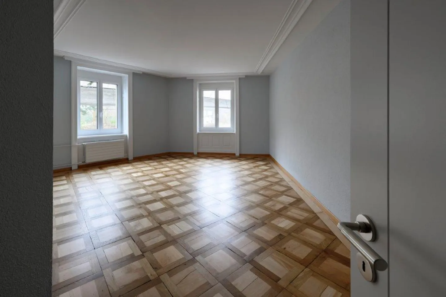Charmante appartement ancien de 3.0 pièces - entièrement rénové dans un emplacement central - Photo 4 sur 12