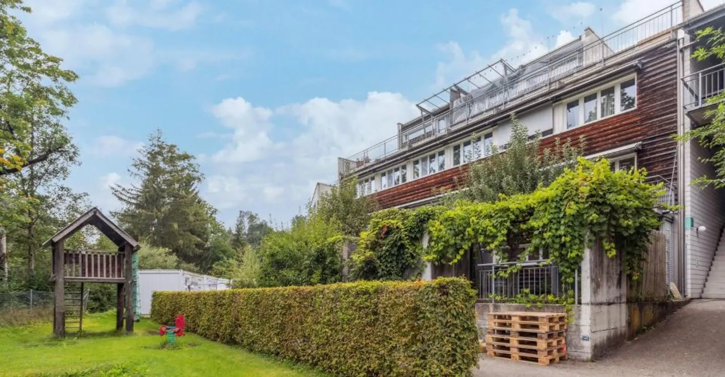 Living at Zürchermatte - Photo 1 of 4