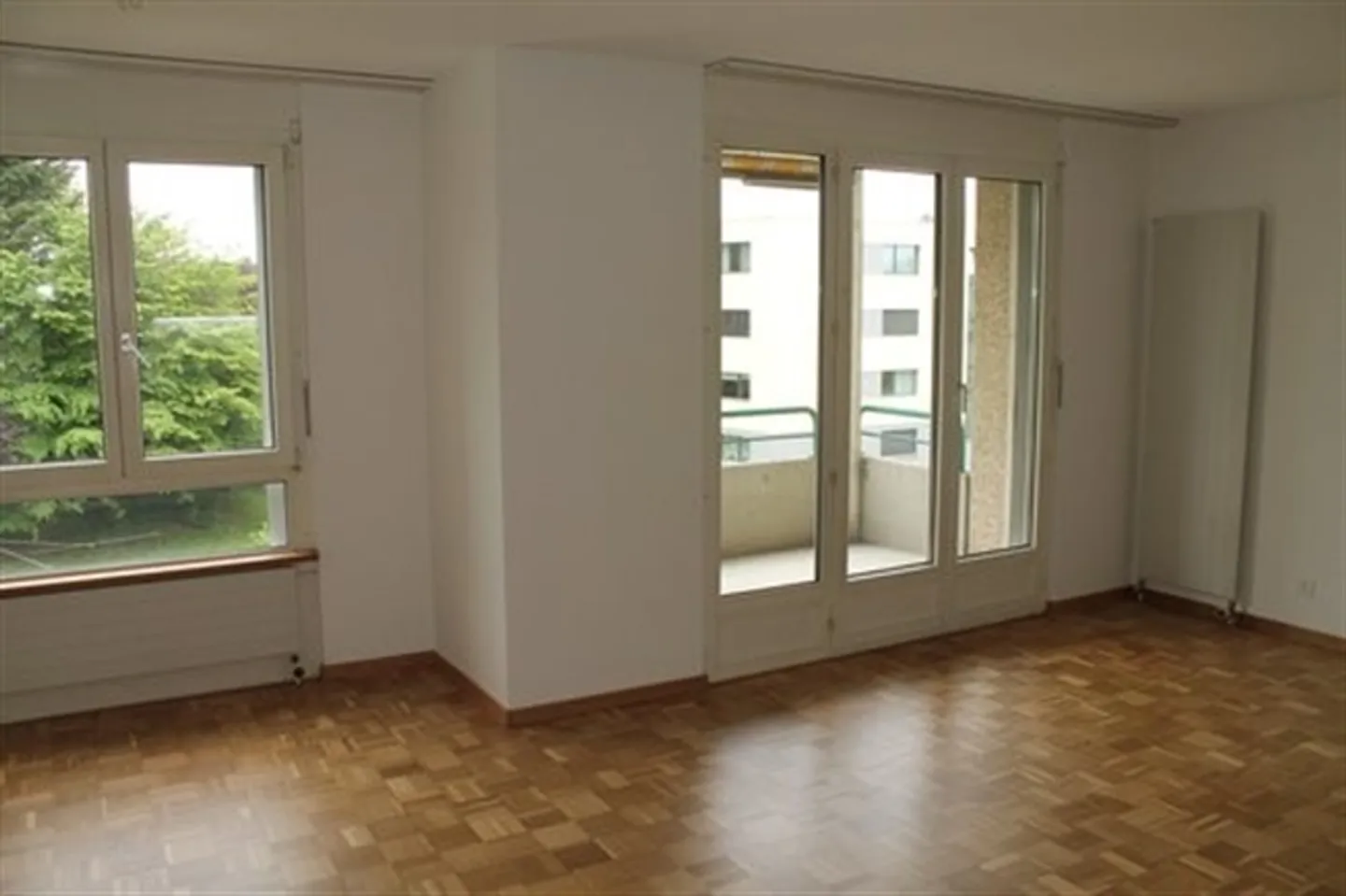 Appartamento luminoso e spazioso di 2,5 stanze al 3° piano - Foto 2 di 7