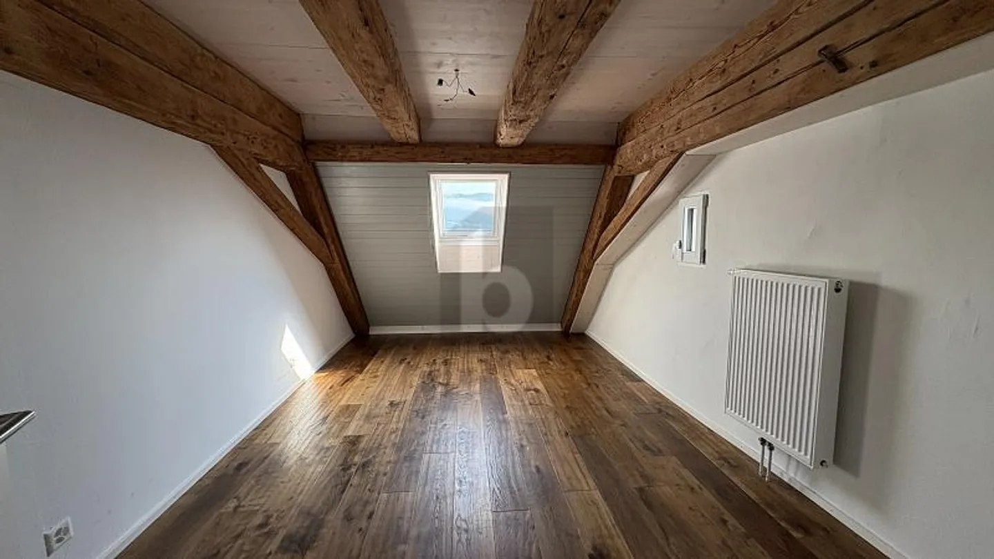 APPARTEMENT DE CHARME EN VIEILLE VILLE - Photo 4 sur 6