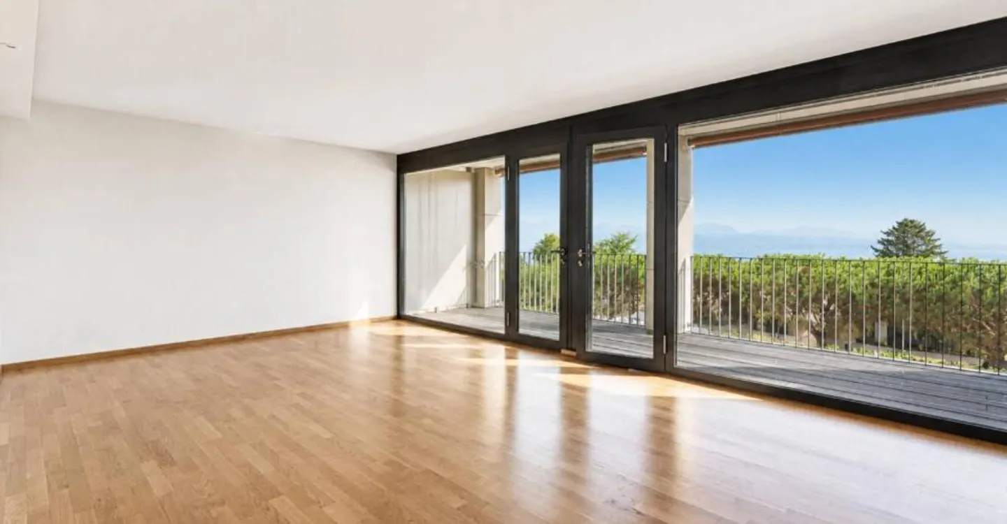 Spacieux appartement contemporain de 5.5 pièces avec vue panoramique - Photo 8 of 12