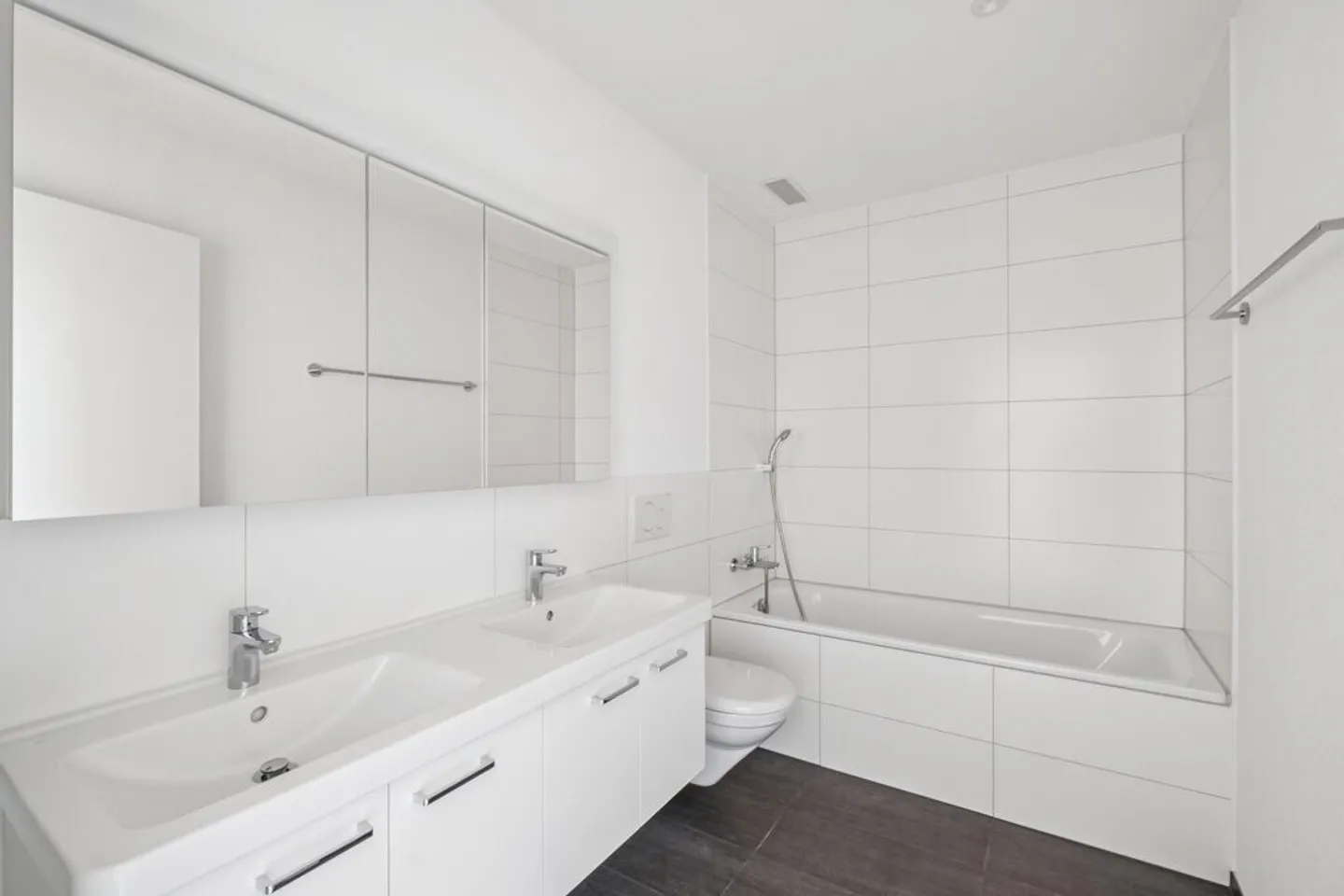Modernes Attikawohnung mit Balkon - Foto 6 von 10