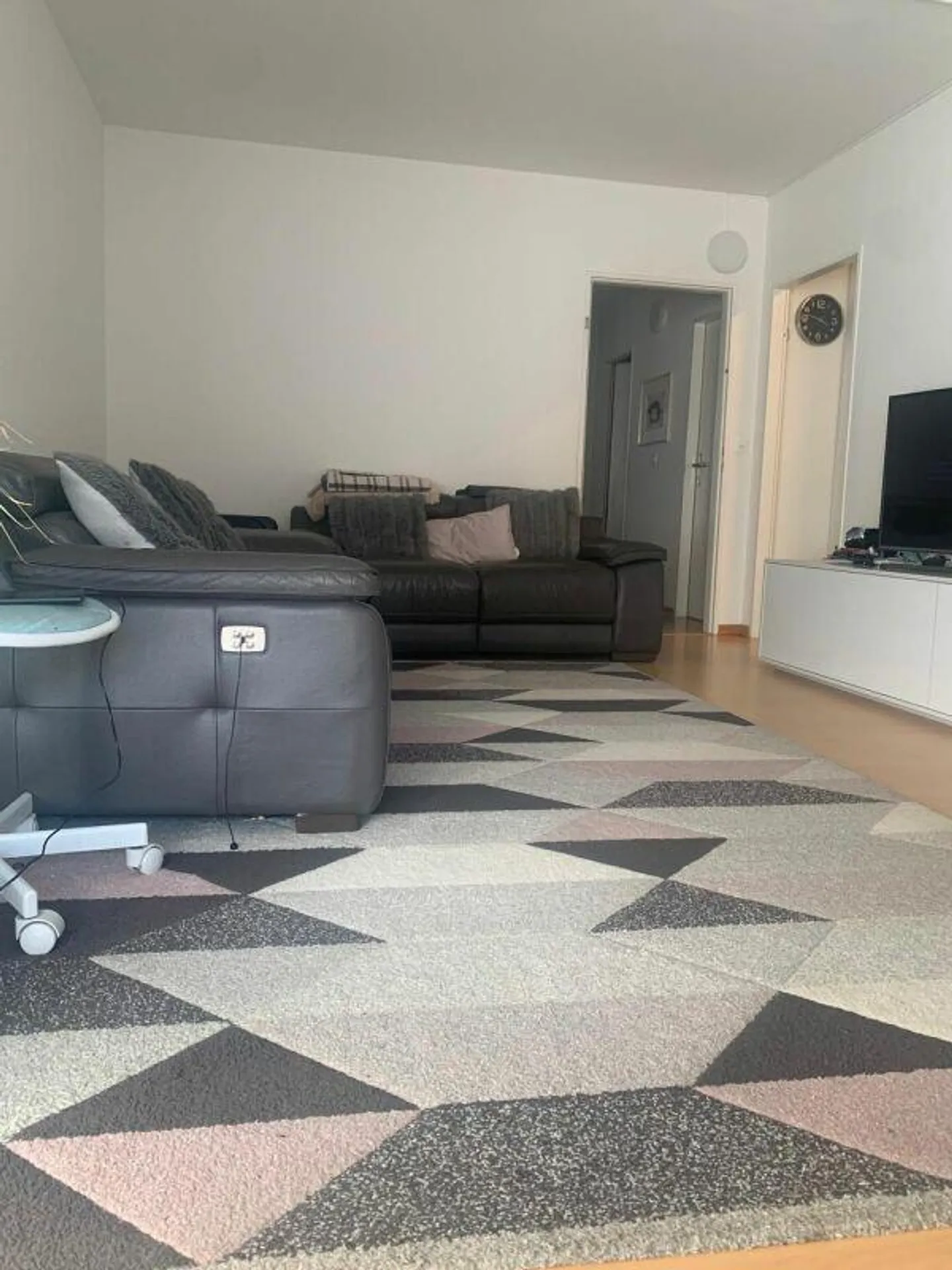 Appartamento 4.5 stanze al 3° piano a Laufen - Foto 3 di 9