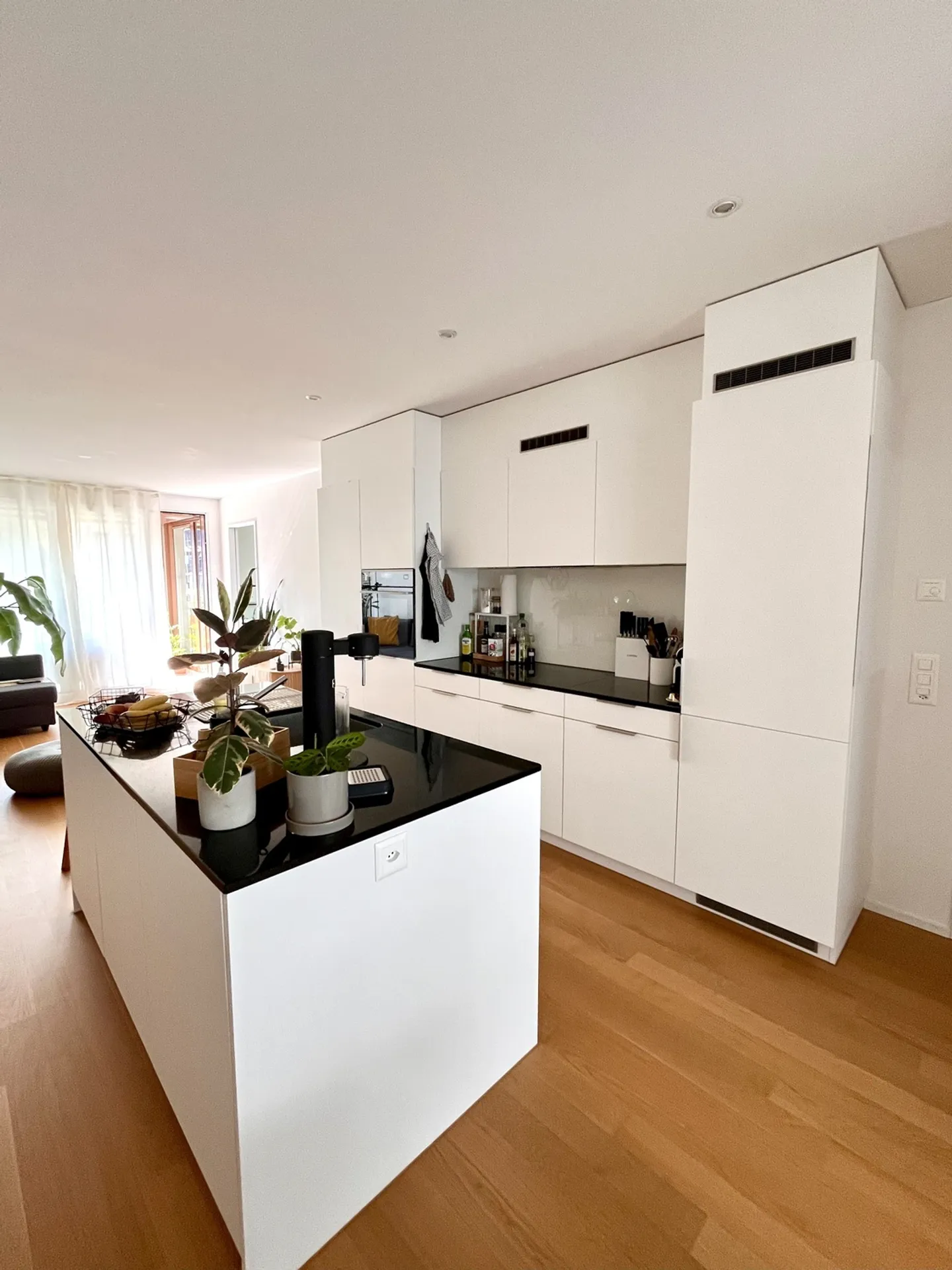 APPARTAMENTO 3½ LOCALI A KÖNIZ (BE), ARREDATO, TEMPORANEO - Foto 3 di 10