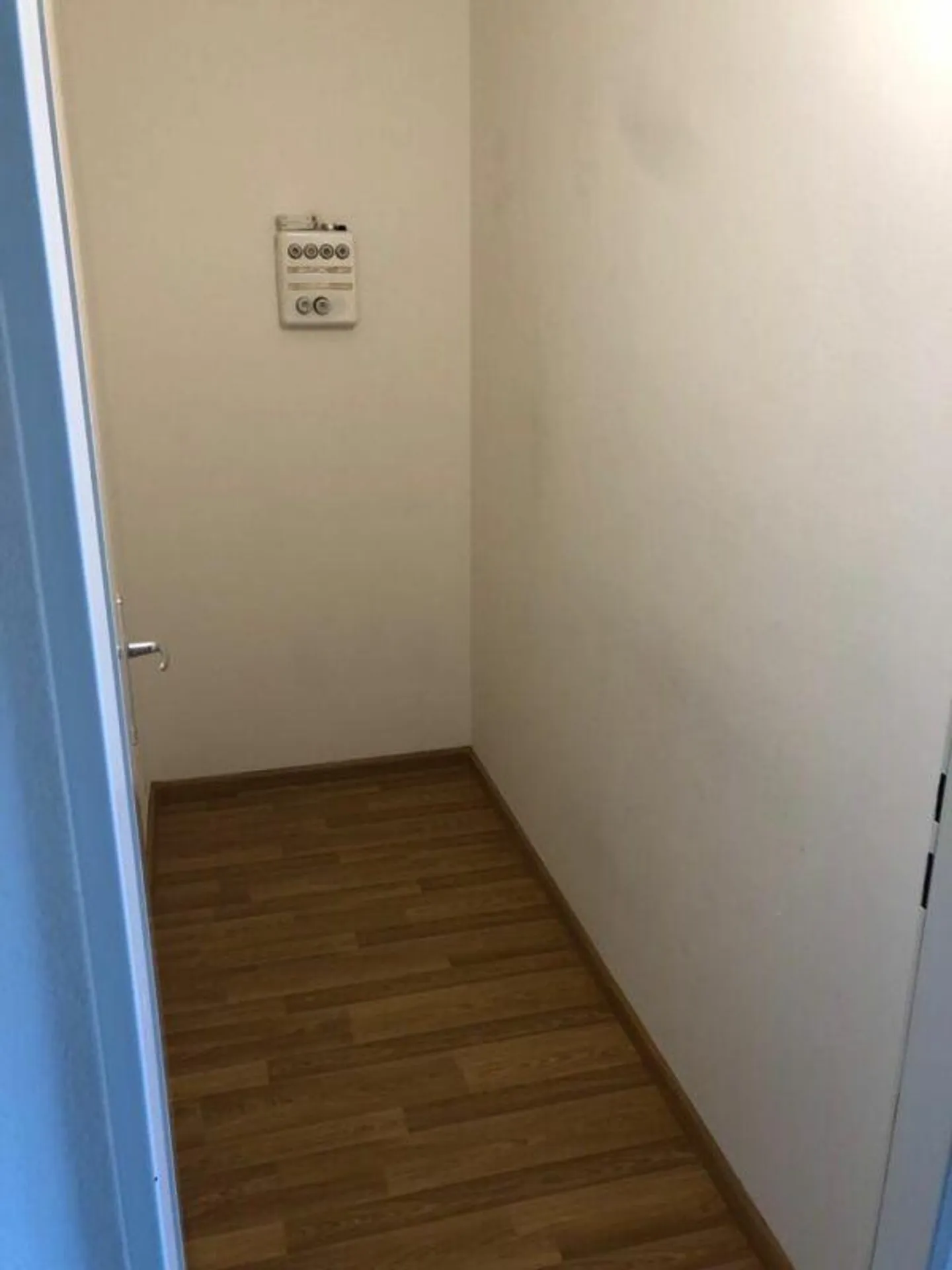 Appartamento 4.5 stanze al 3° piano a Laufen - Foto 6 di 9