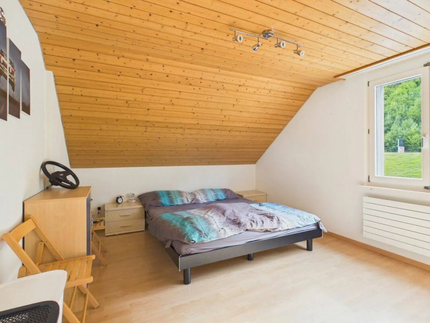 Helle Dachwohnung mit Blick auf die Toggenburger Hügel - Photo 4 of 9