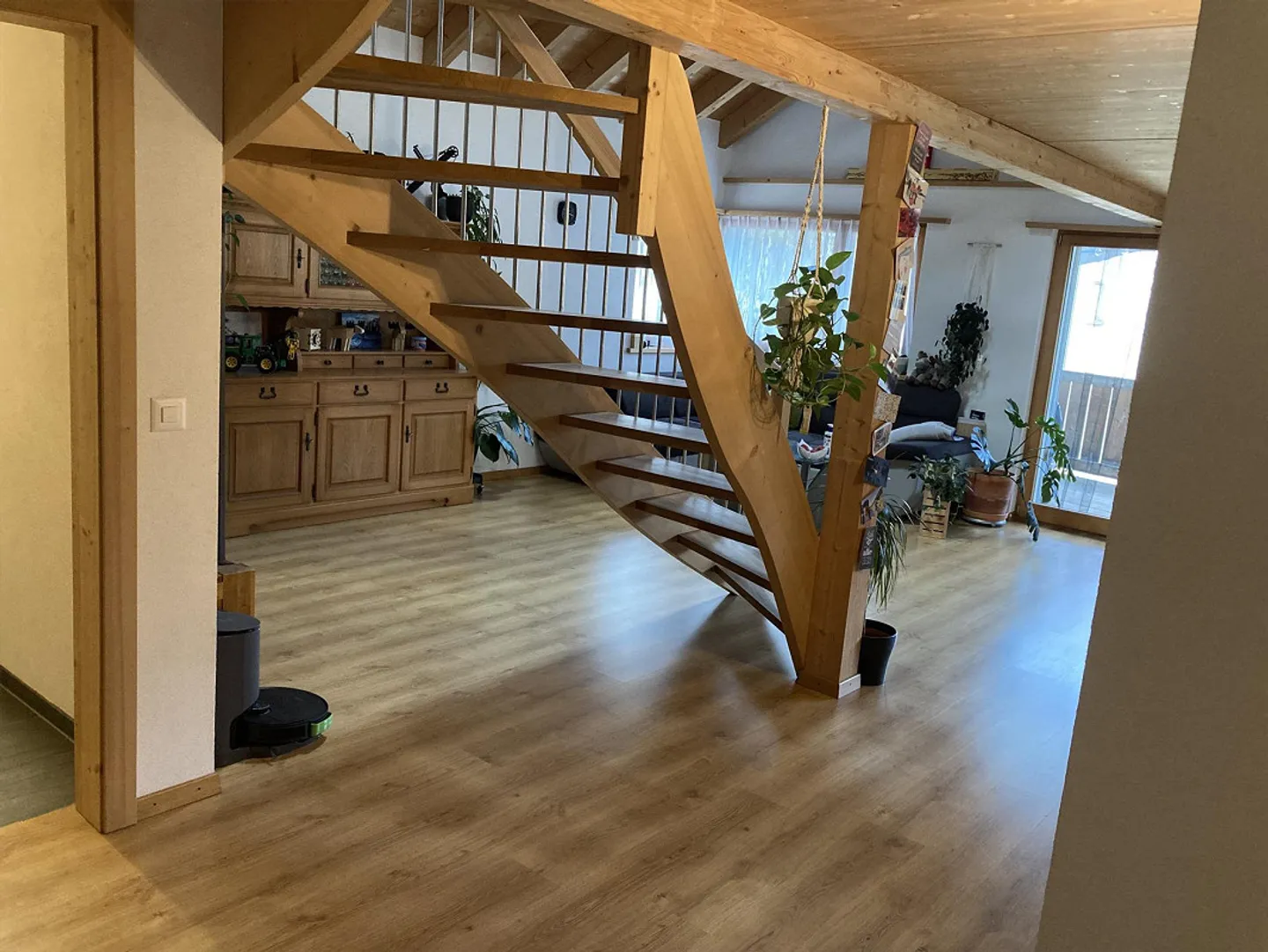 Appartement en duplex spacieux de 4,5 pièces dans un emplacement central à Schiers GR - Photo 5 sur 18
