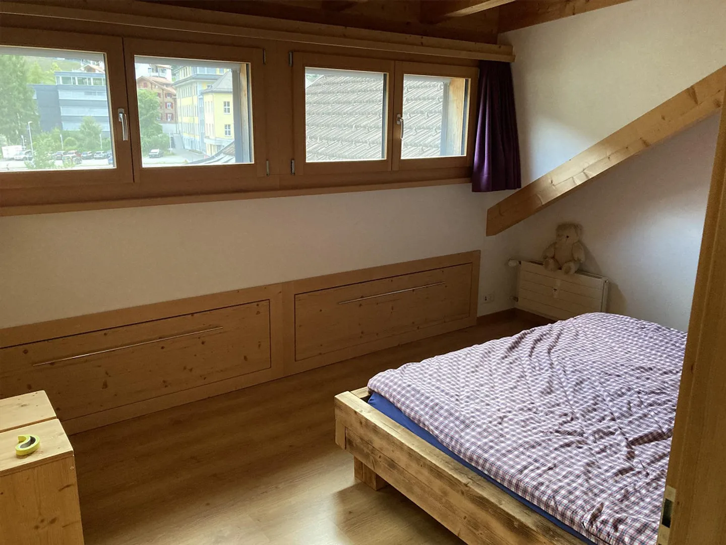 Appartement en duplex spacieux de 4,5 pièces dans un emplacement central à Schiers GR - Photo 10 sur 18