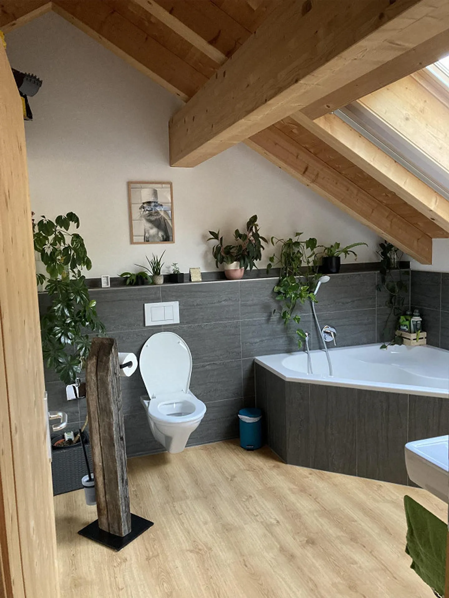 Appartement en duplex spacieux de 4,5 pièces dans un emplacement central à Schiers GR - Photo 13 sur 18