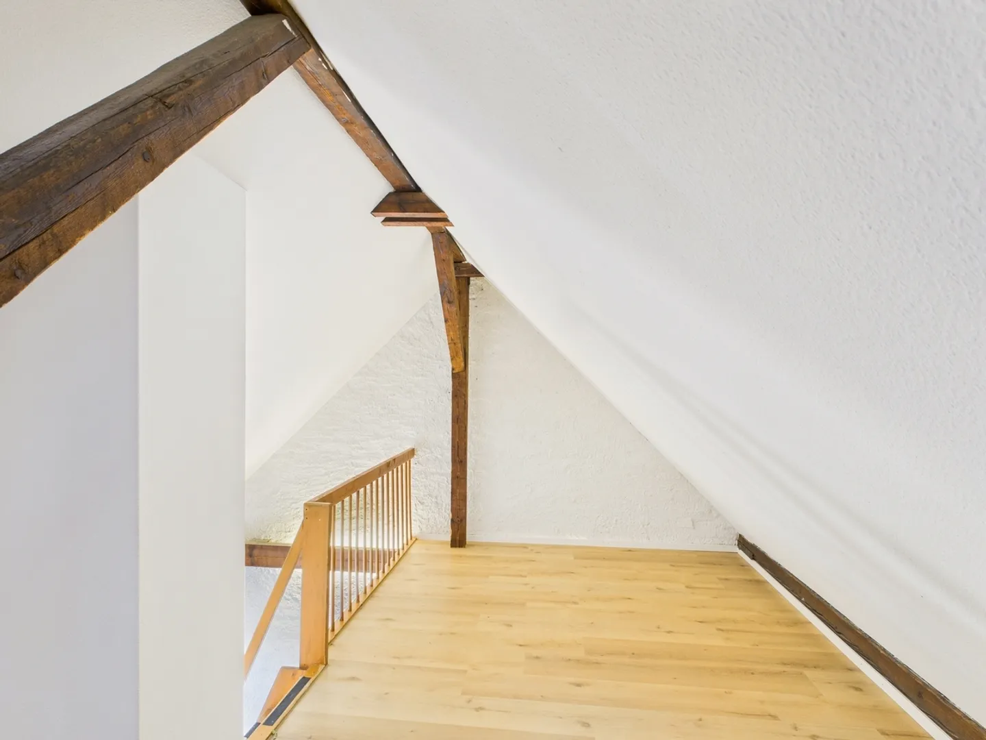 Appartamento duplex di 2 camere modernizzato a Basilea - Foto 6 di 12