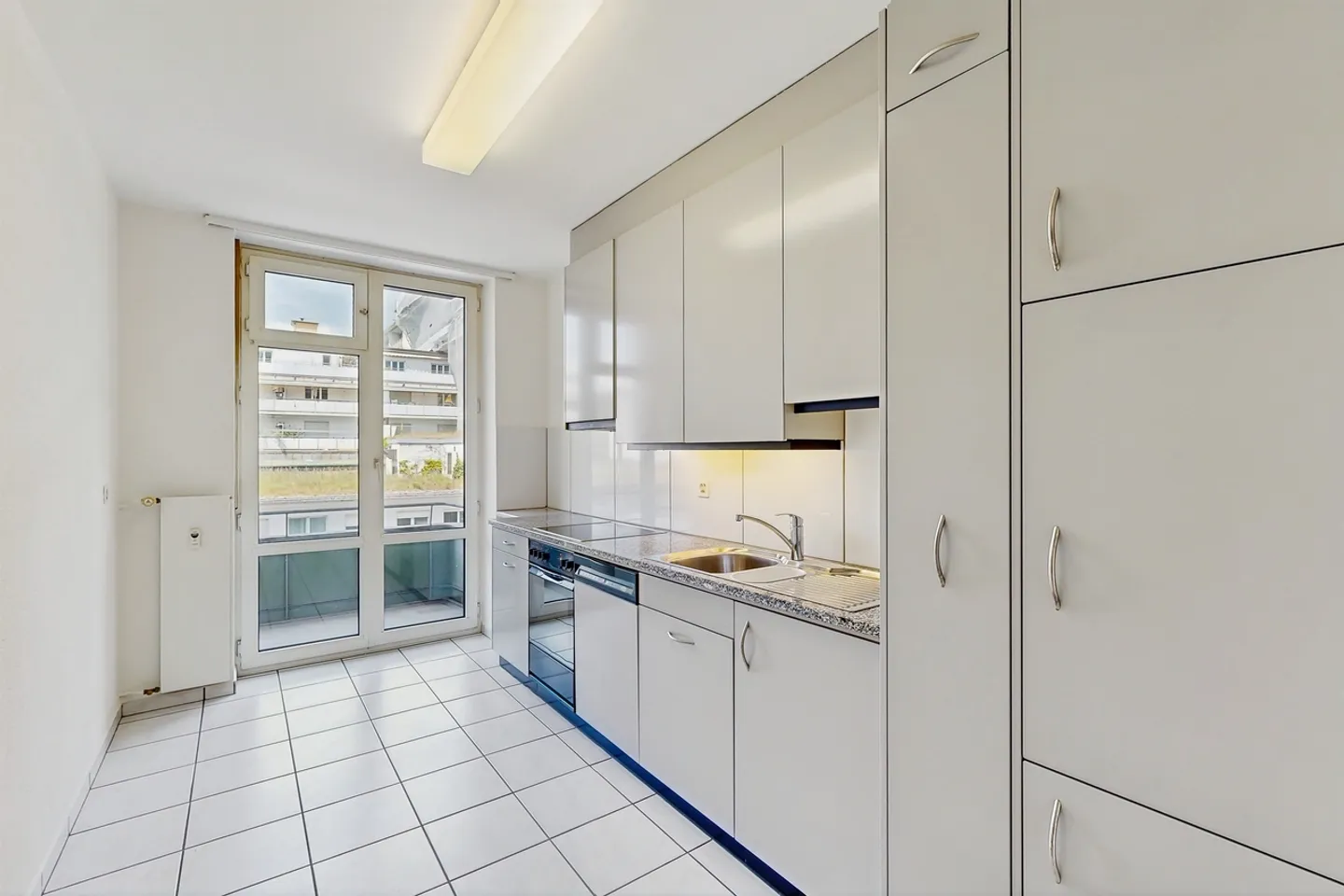 Tellement d'espace au cœur de Bâle - 150m2 à Claraplatz - Photo 3 sur 10