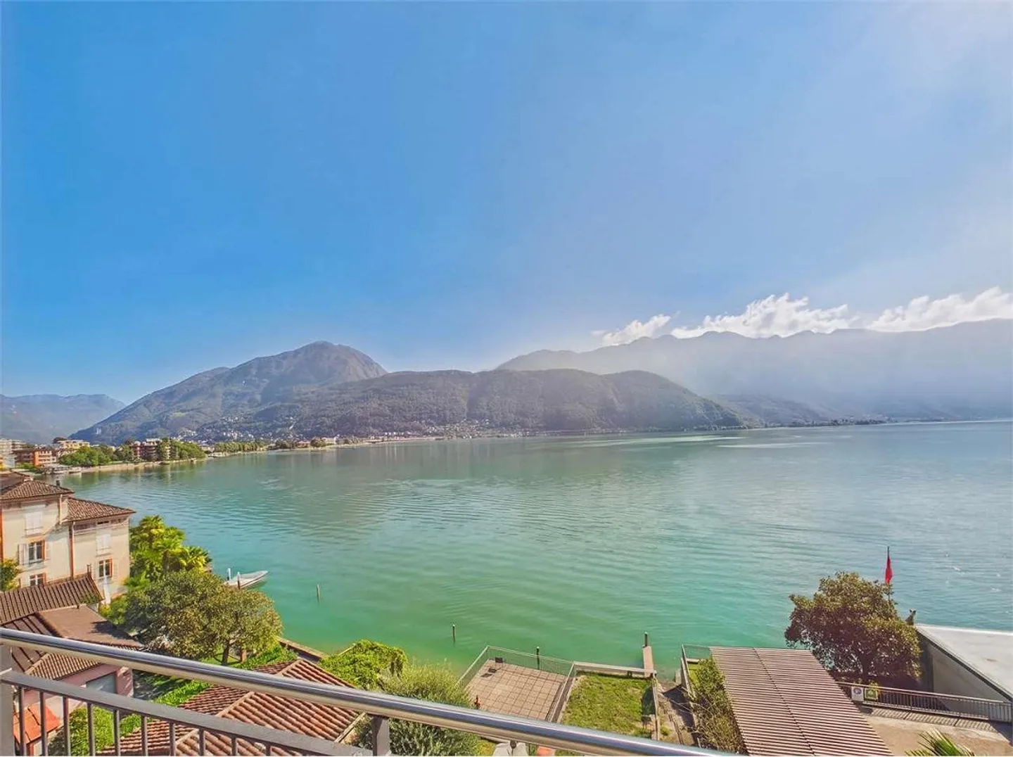 Melide - Prestigious Duplex by the Lake - Photo 7 of 12