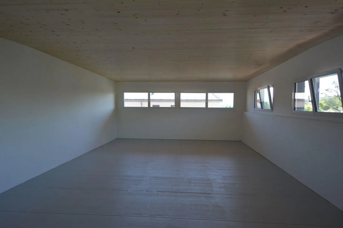 Atelier/Studio 60 m2 in Uznach zu vermieten - Photo 3 of 8