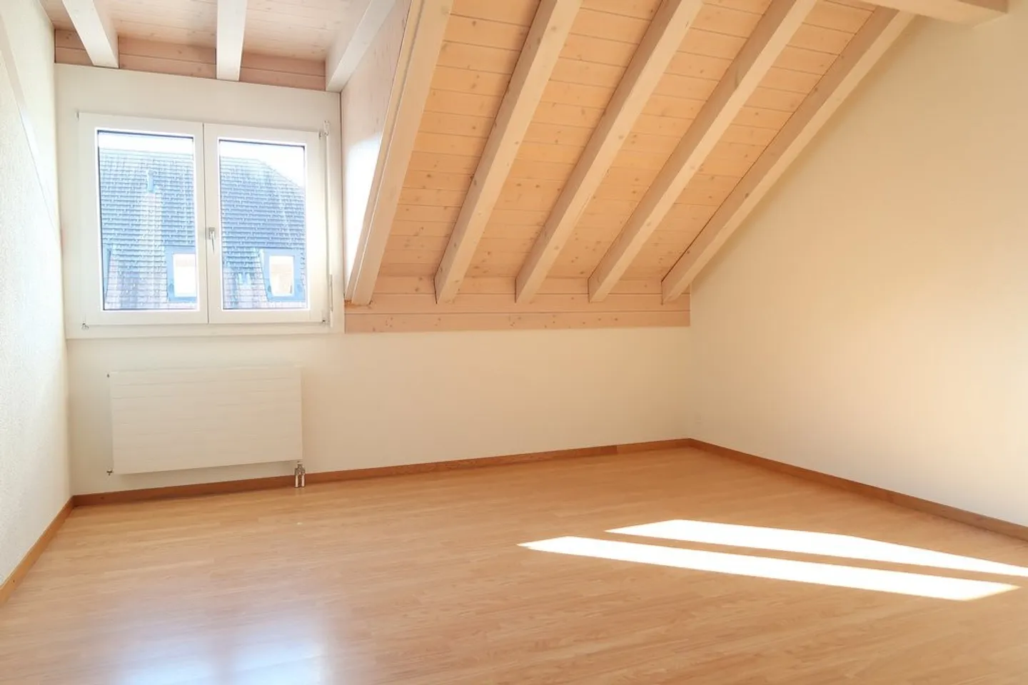 Bright 4.5-room apartment in the attic - Photo 7 of 10