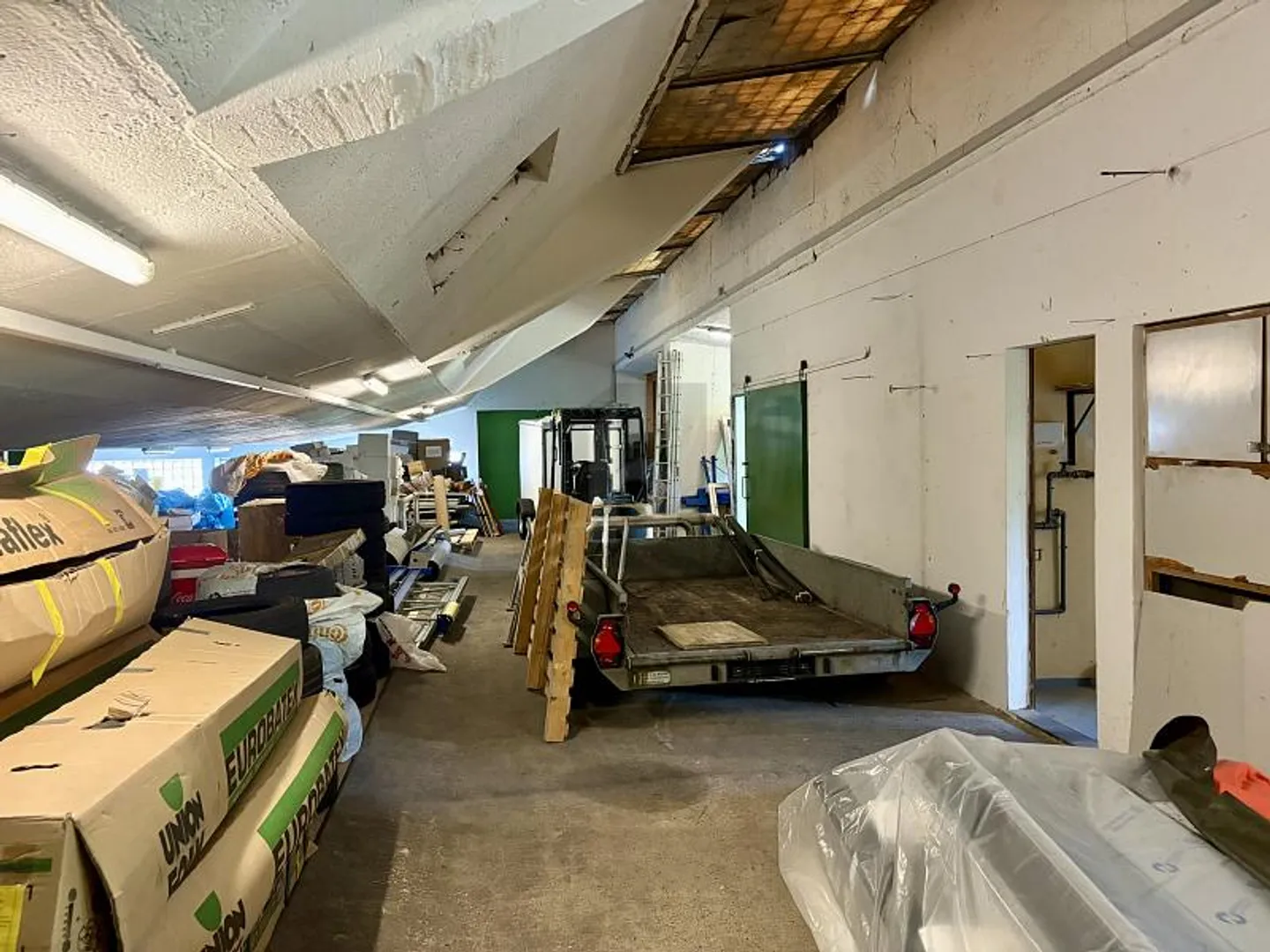 VIELSEITIG NUTZBAR UND GROSSZÜGIG - Foto 3 von 6