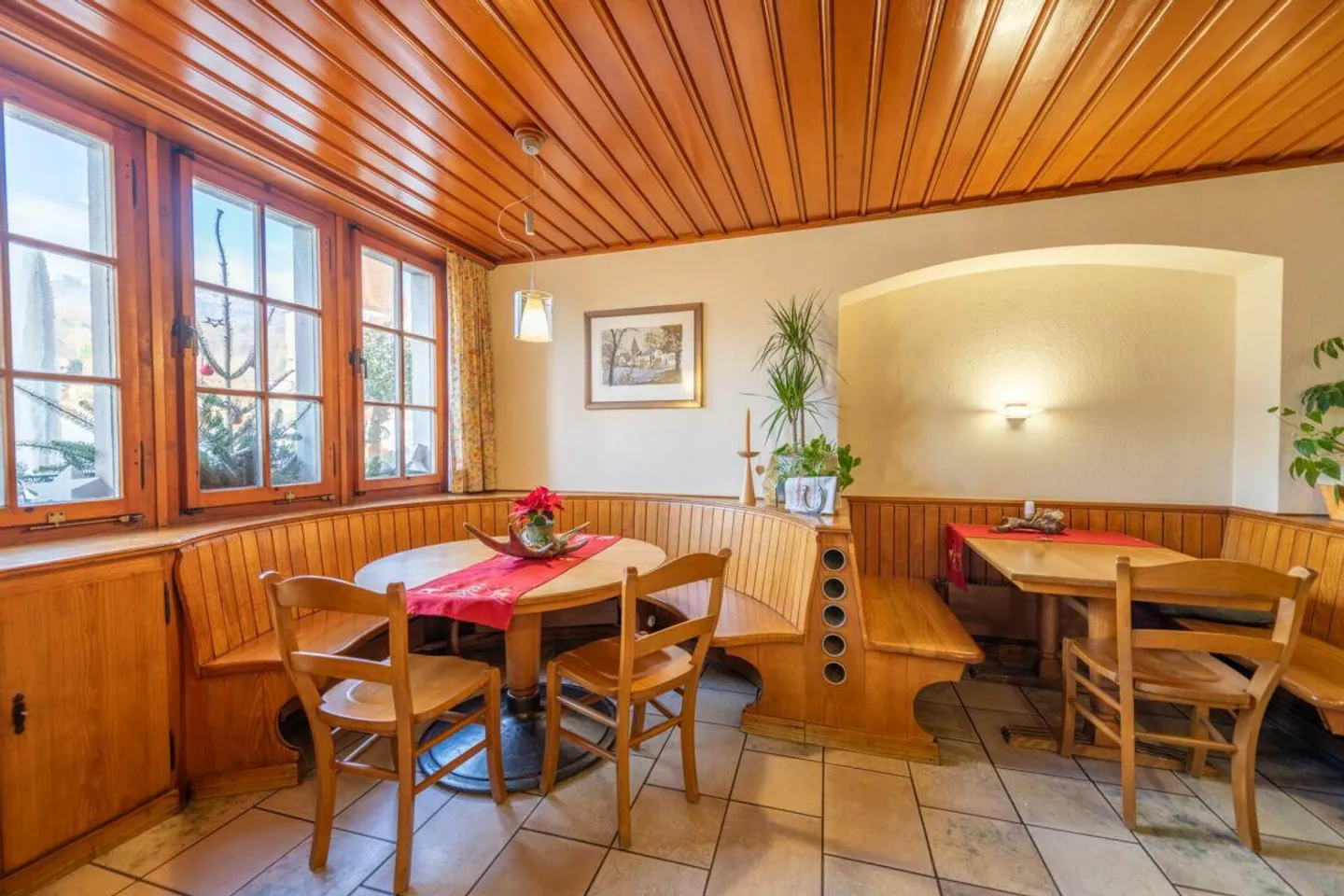 La tradizione incontra il futuro: il ristorante Rebstock aspetta la tua visione - Foto 7 di 30