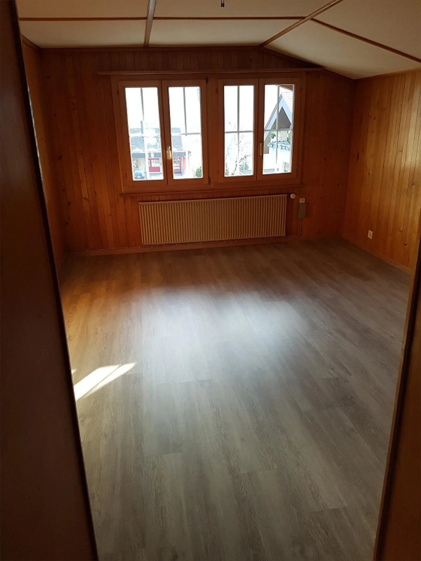 Charmante Dachwohnung - Foto 2 von 10