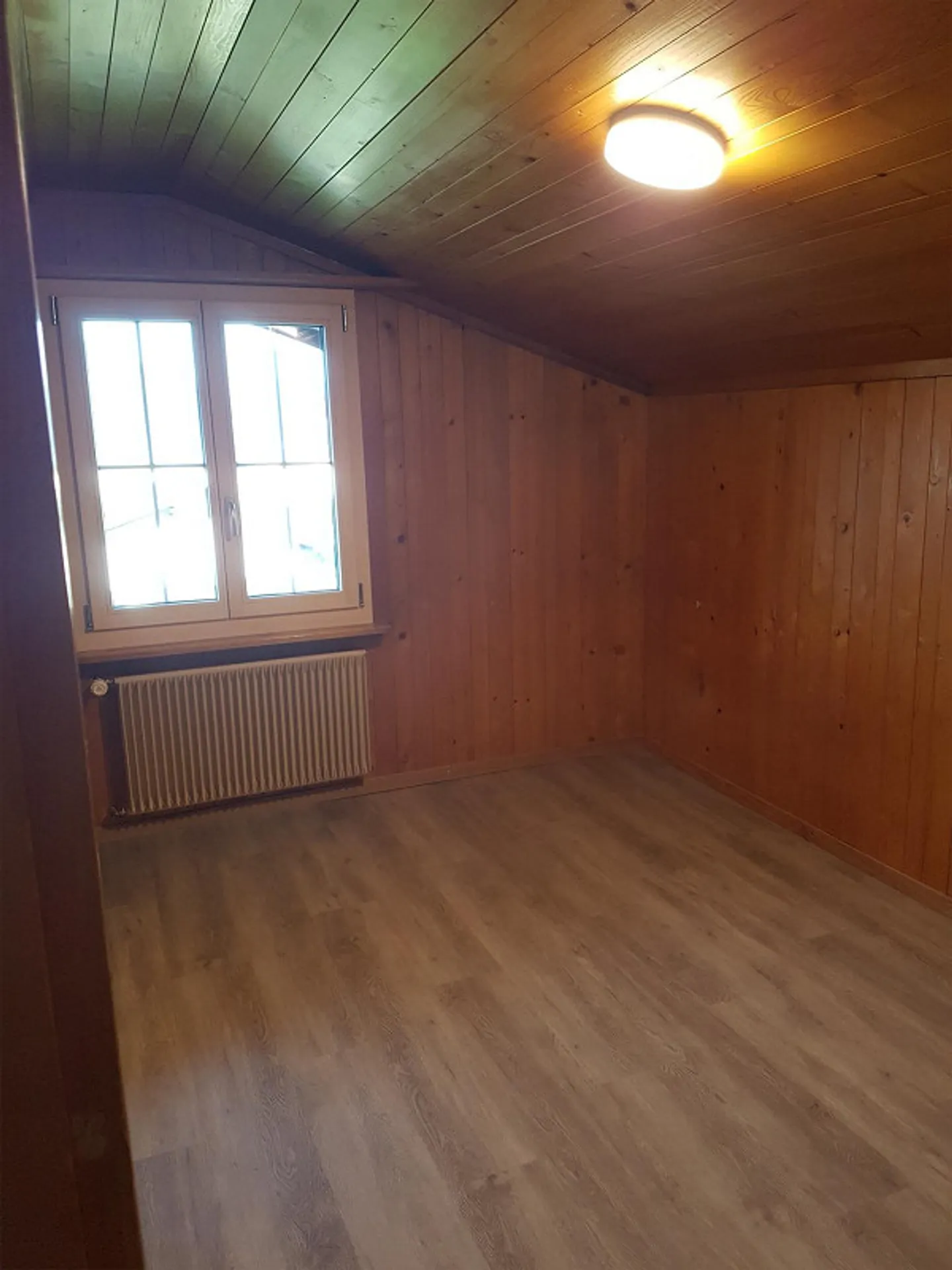 Charmante Dachwohnung - Foto 3 von 10