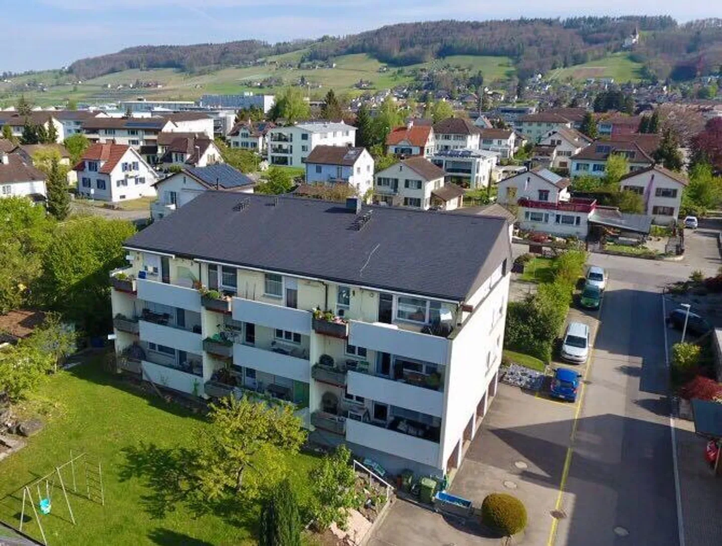 4-room apartment for rent - Photo 1 of 15