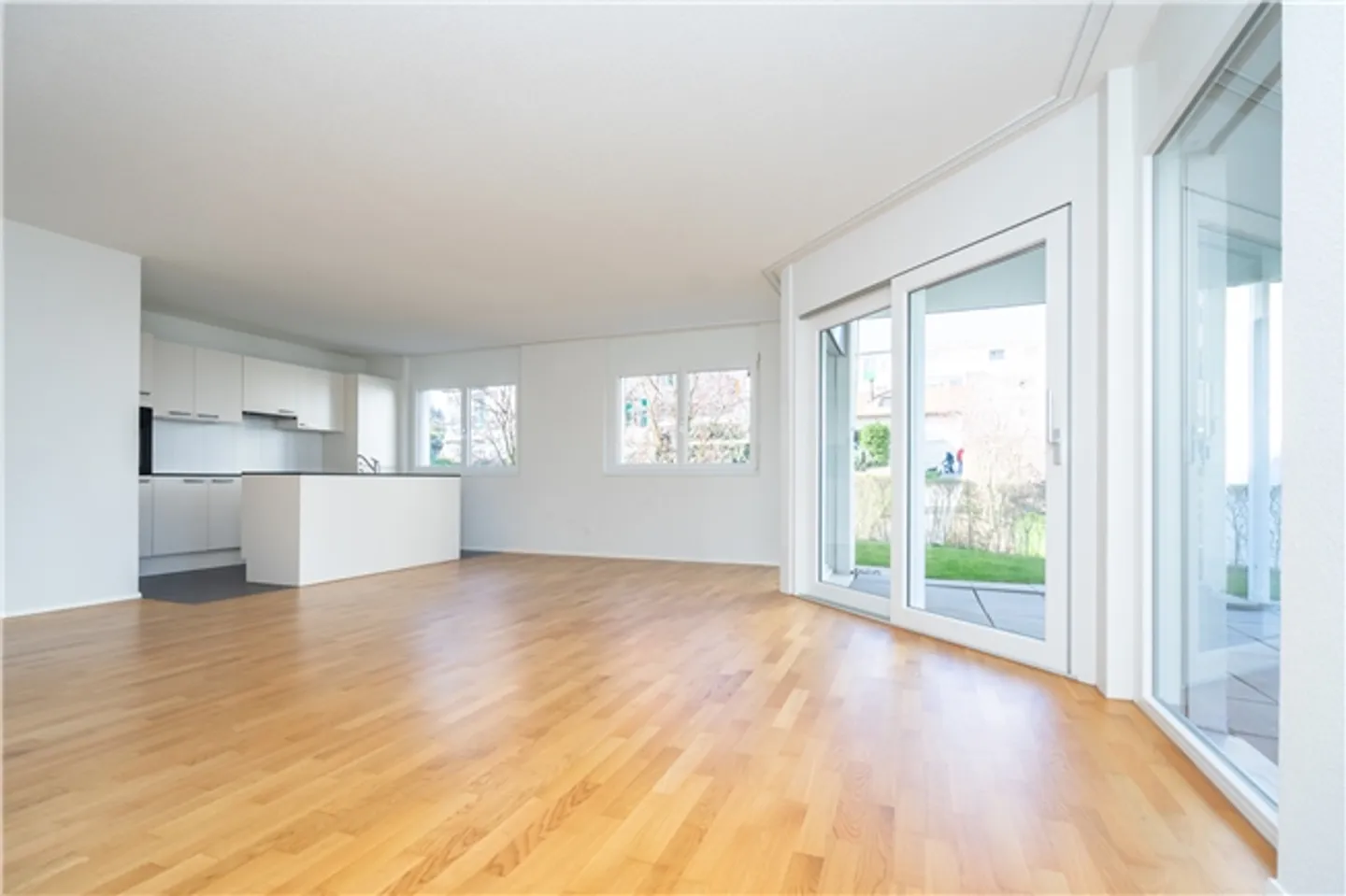 Cozy 3.5-room apartment on the ground floor - Photo 3 of 8