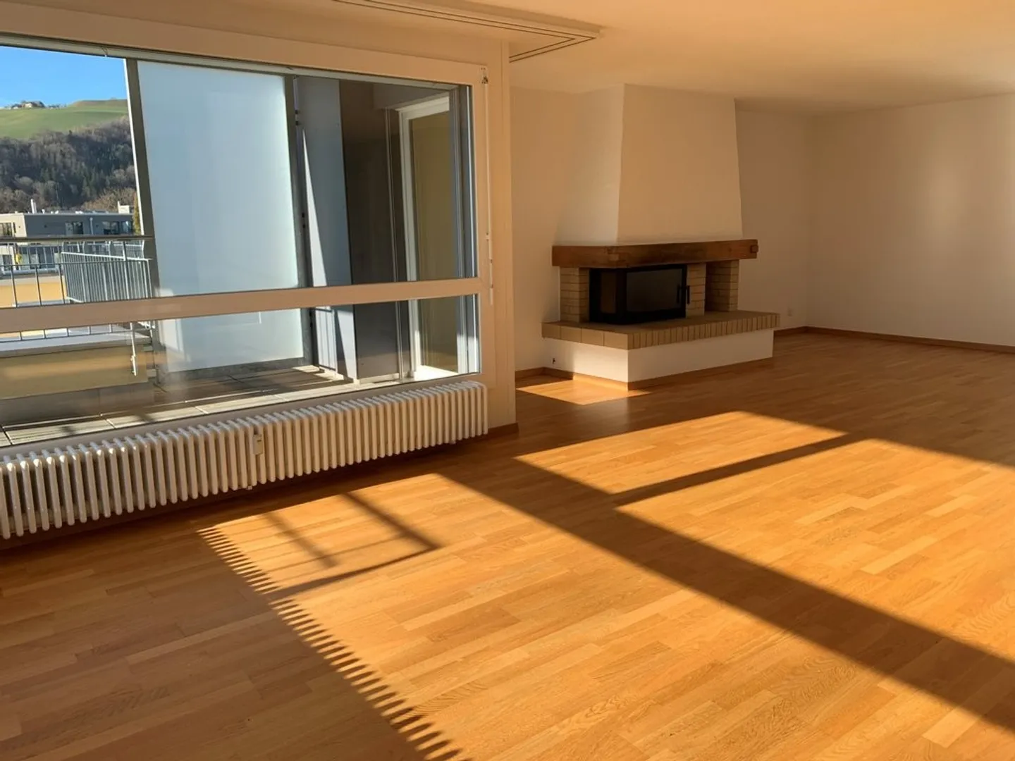 Appartement en attique avec vue magnifique ! - Photo 3 sur 11