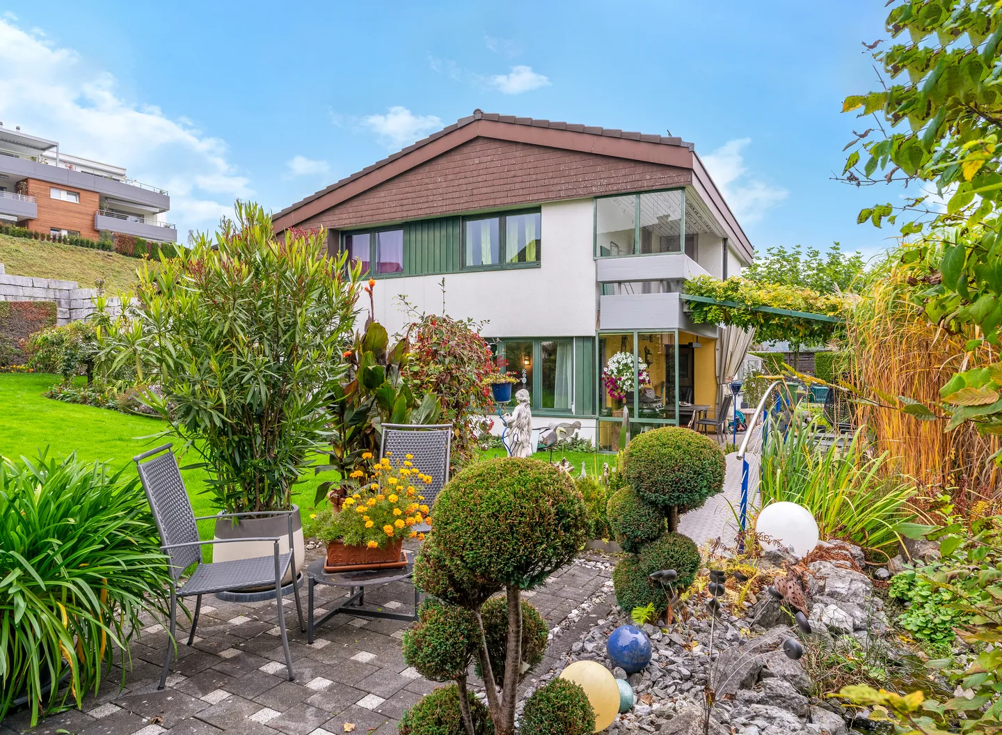 Idyllisches Zuhause mit Garten und Biotop - Foto 1 von 13