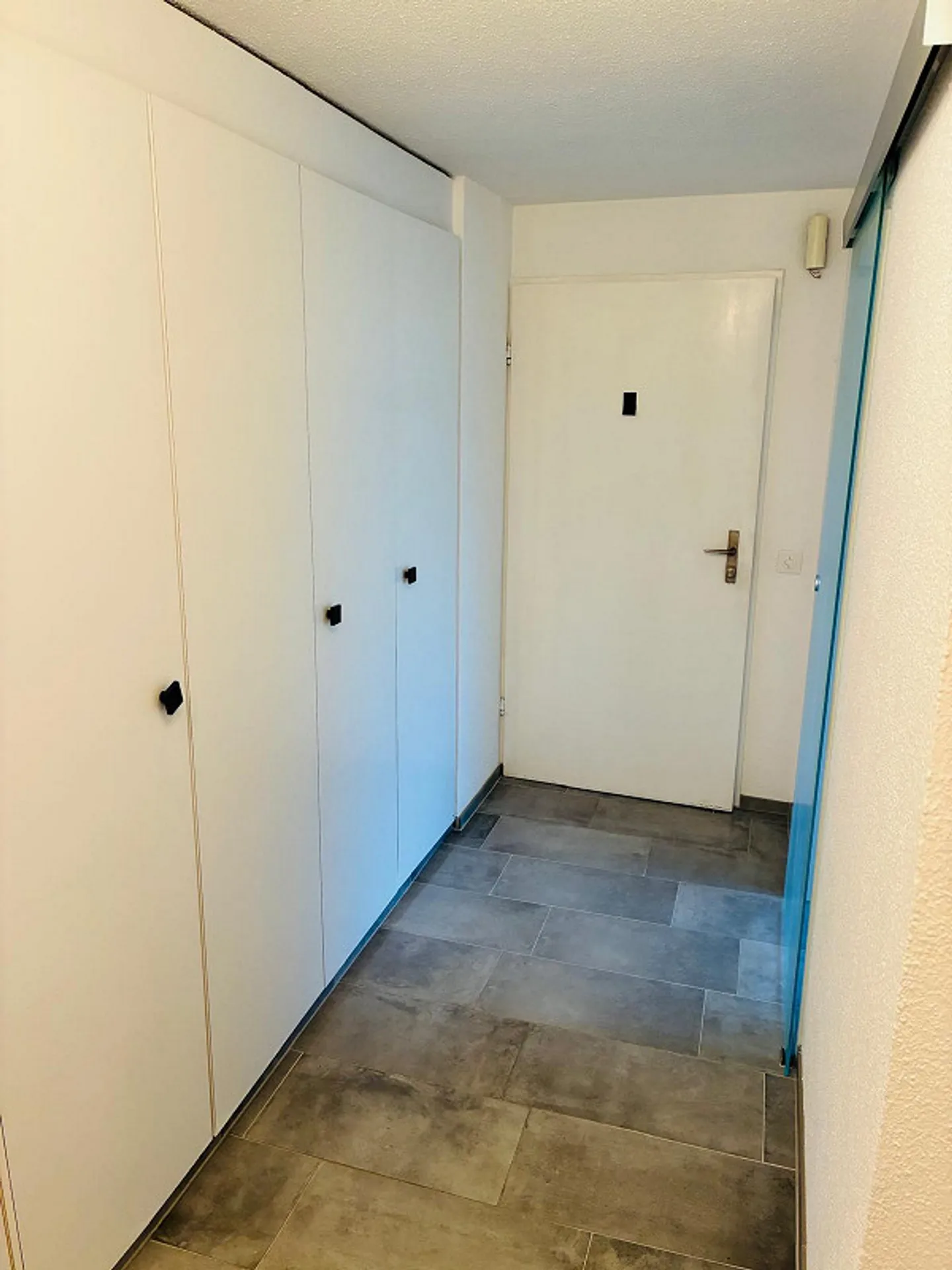 4-room apartment for rent - Photo 6 of 15