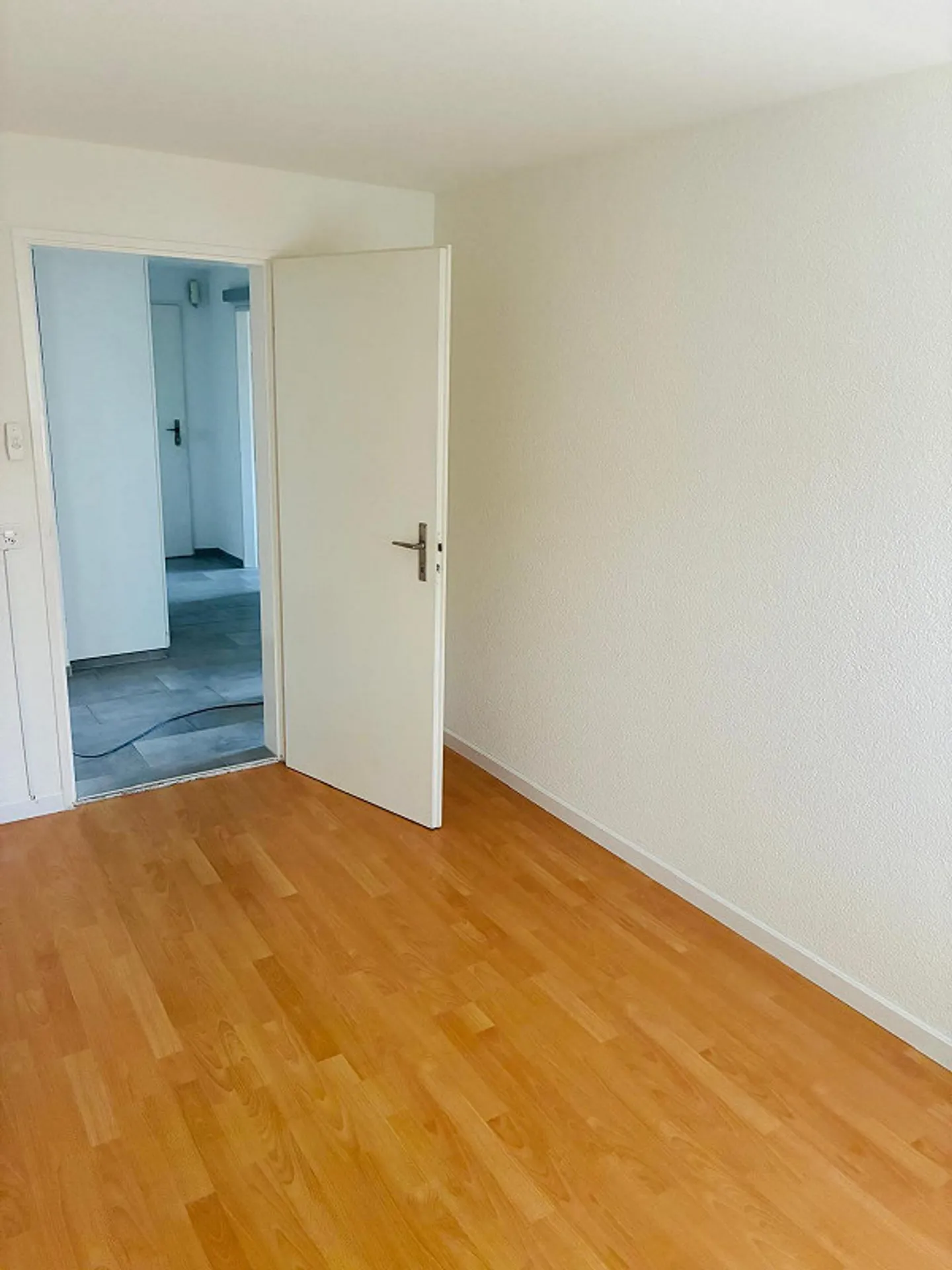 4-room apartment for rent - Photo 13 of 15