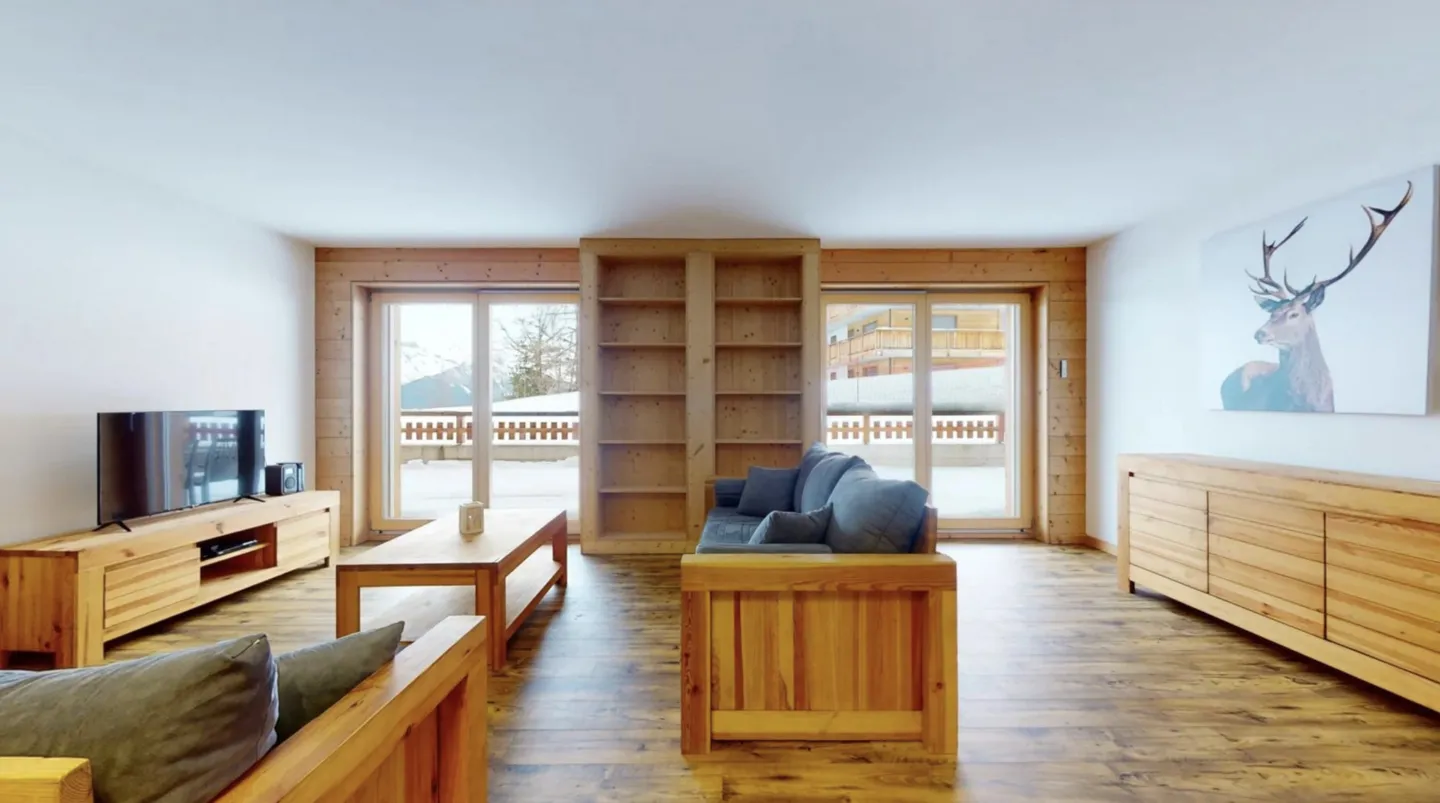 Beautiful ground floor apartment with ski-in/ski-out access to the slopes of Veysonnaz, in the heart of 4 Vallées - Photo 2 of 8