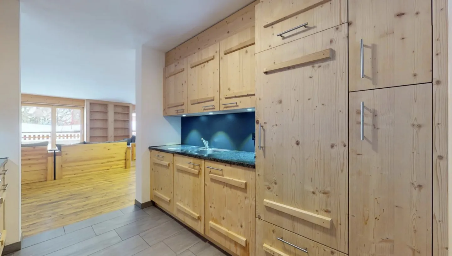 Beautiful ground floor apartment with ski-in/ski-out access to the slopes of Veysonnaz, in the heart of 4 Vallées - Photo 3 of 8