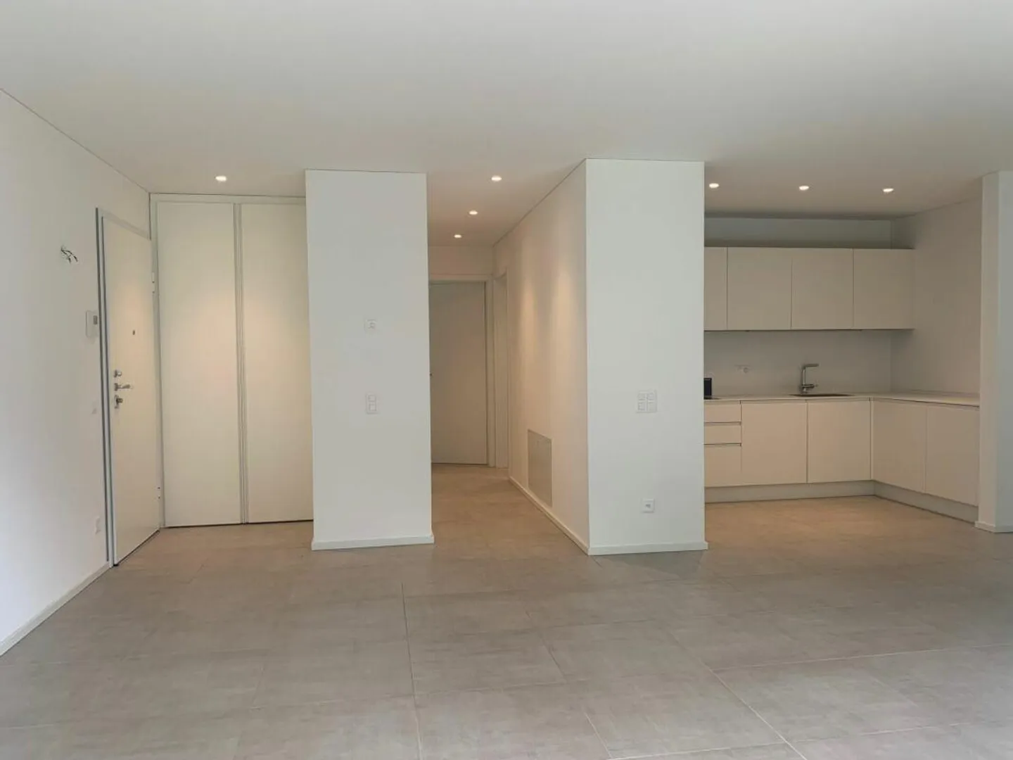 Appartamento moderno di 3,5 locali in un piccolo complesso residenziale a Lumino - Foto 6 di 16