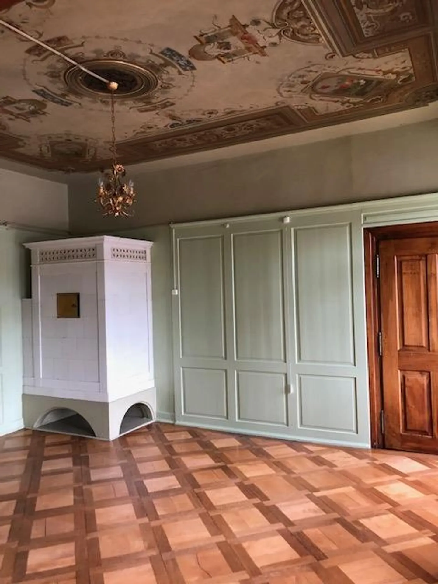 Living in a historic palace! - Photo 4 of 5