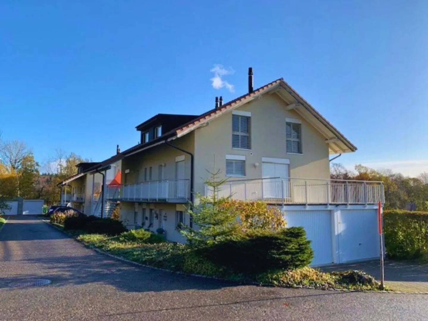 Zwei 3-Familienhäuser mit traumhaft schöner Aussicht - Foto 15 von 15