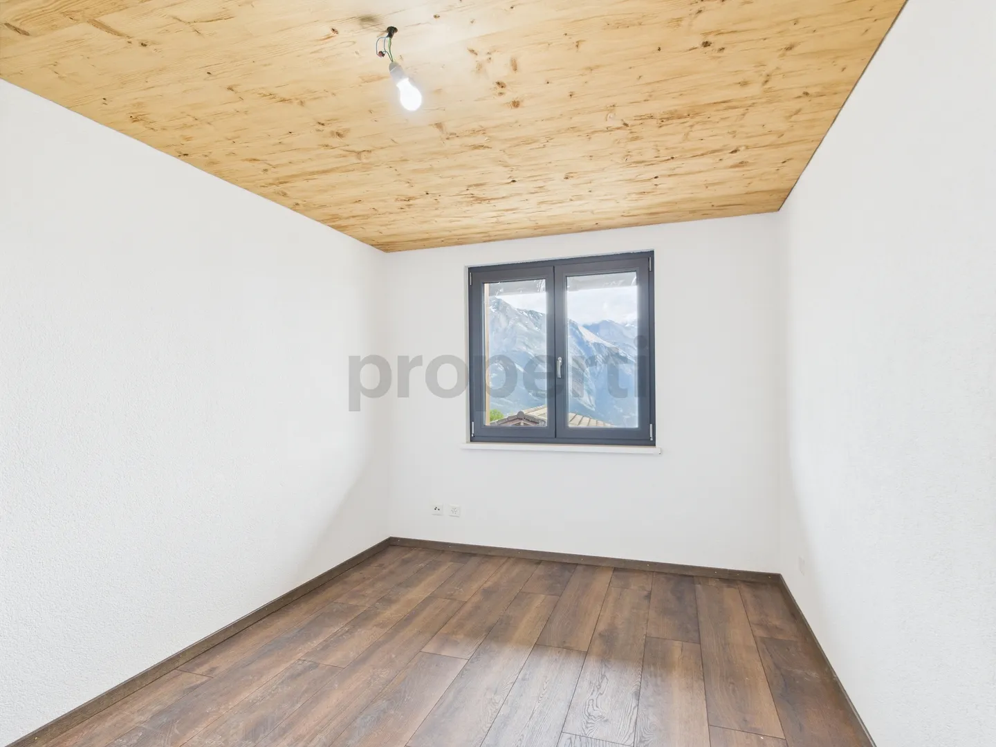 Chalet da sogno + terreno a Nendaz, VS - Un'esperienza di vita unica nelle Alpi svizzere - Foto 7 di 13