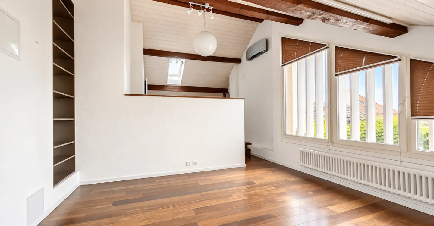 Charming Studio in Bernex - Photo 2 of 6