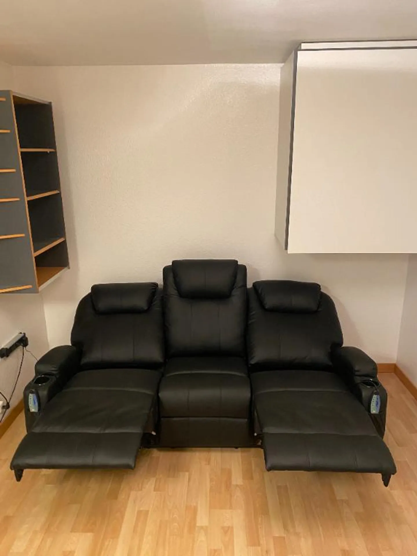 «Möbl. WG-Zimmer» - Foto 3 von 5
