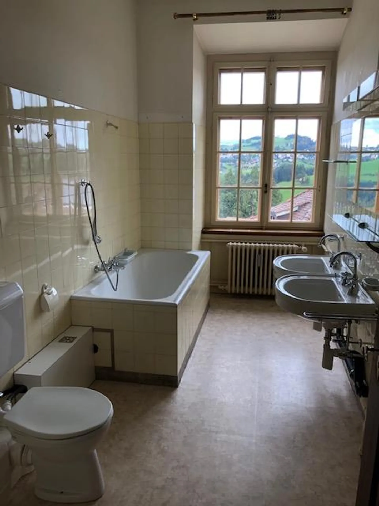 Living in a historic palace! - Photo 5 of 5