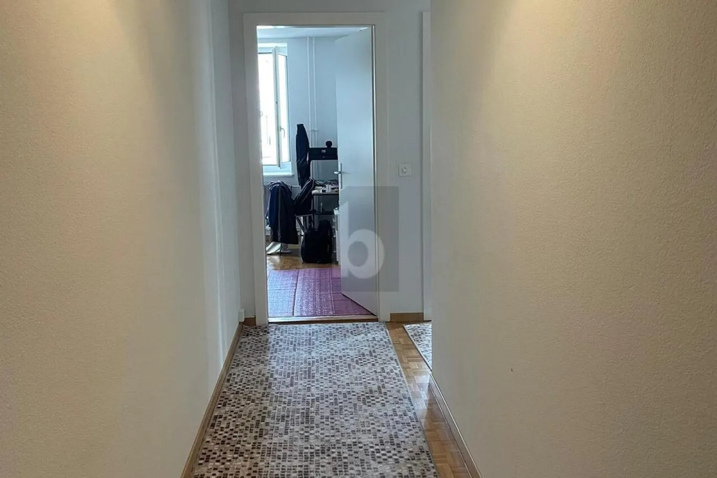 COCON COSY E SOLEGGIATO NEL CENTRO CITTADINO - Foto 2 di 6